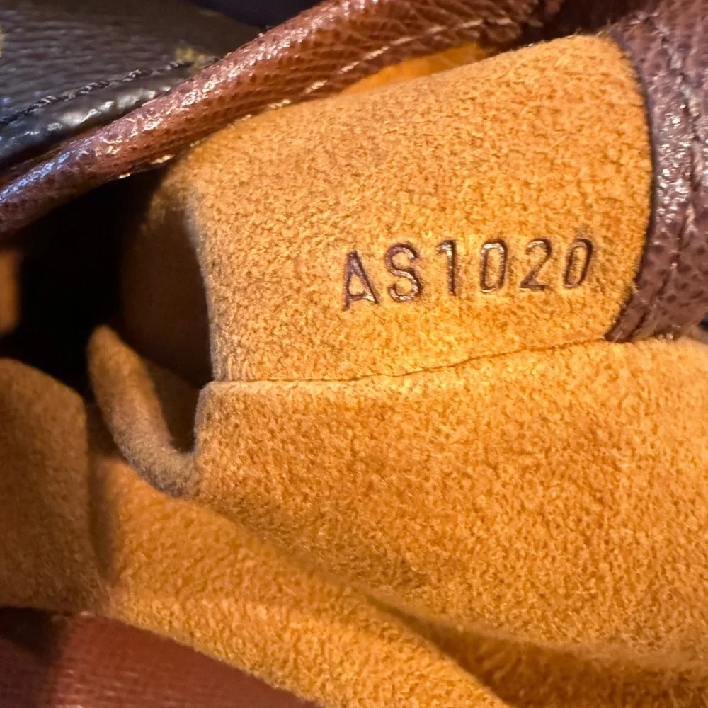 Authentic Louis Vuitton Musette Salsa Short Shoulder Bag - Picture 10 of 12